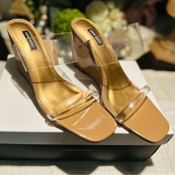 Nine West Nat S3 slip on, size 11, brand new in box - Picture 1 of 6